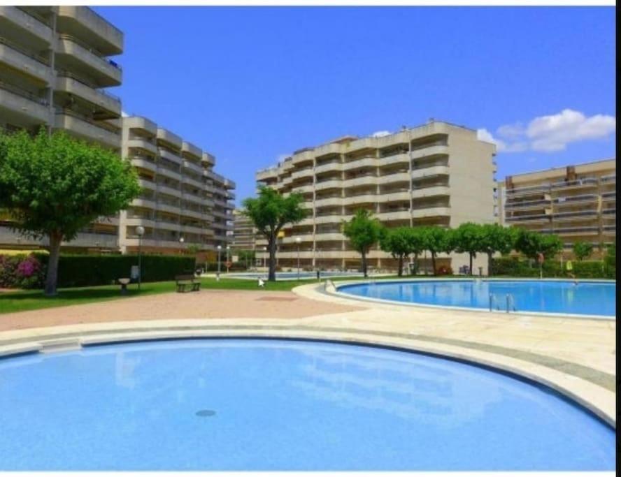 Apartamento En Salou Con 3 Piscinas Junto A Port Aventura Eksteriør bilde