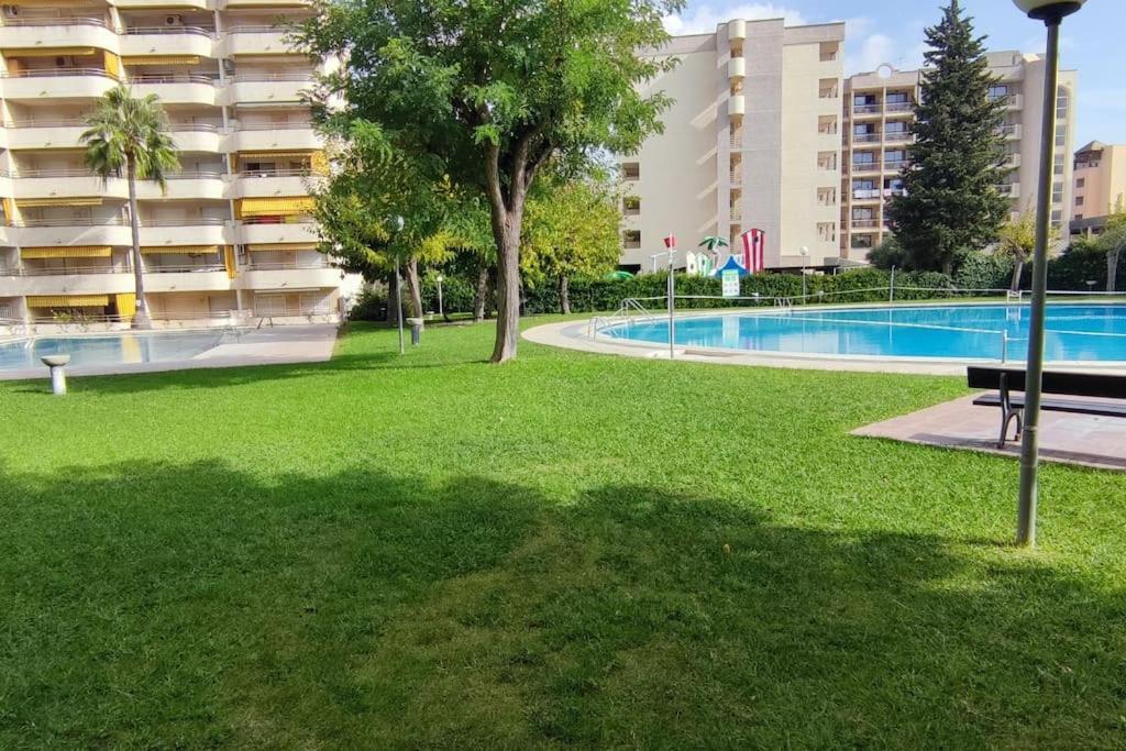 Apartamento En Salou Con 3 Piscinas Junto A Port Aventura Eksteriør bilde